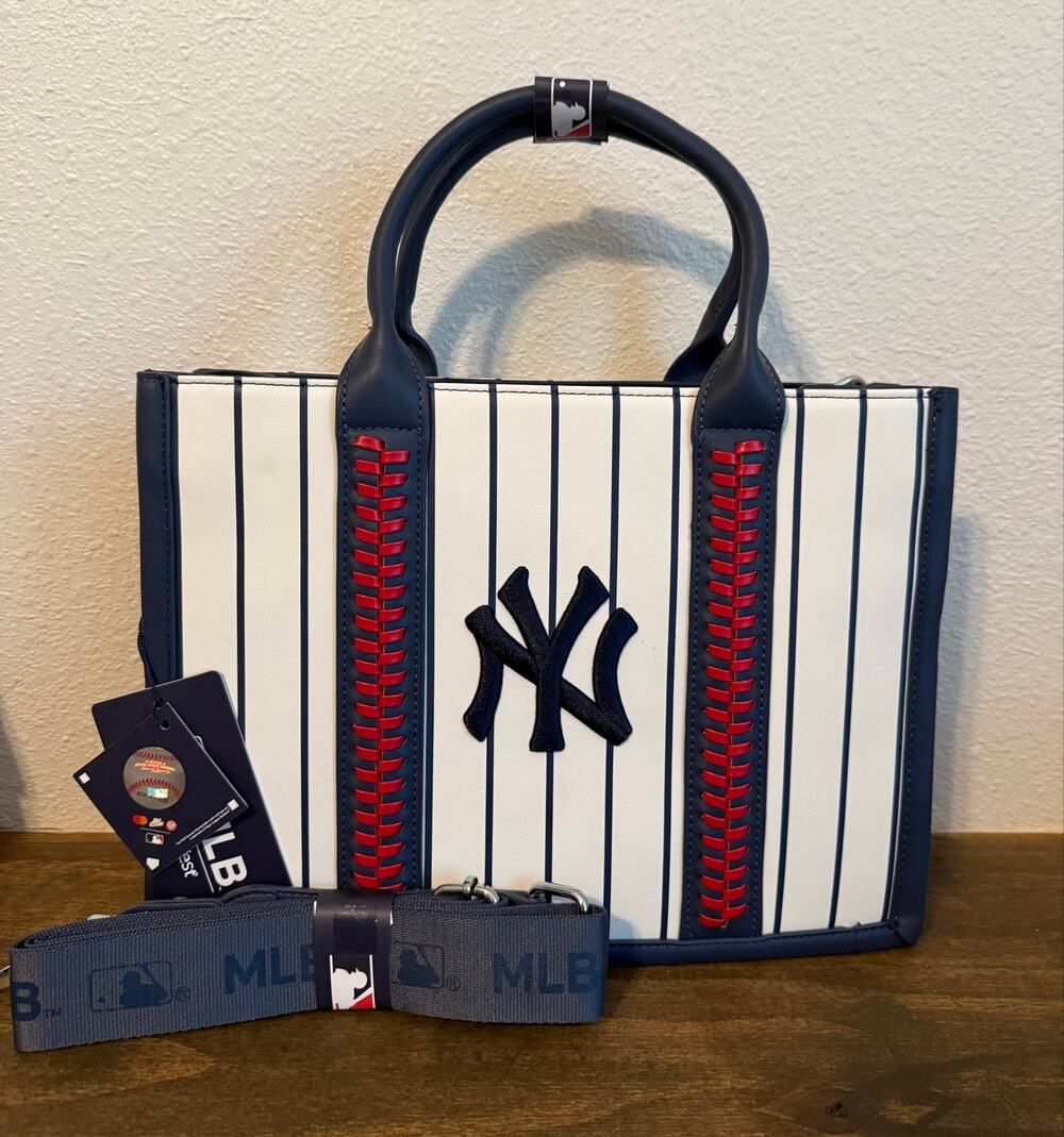 MLB New York Yankees Stripe Whipstitch Tote/Crossbody *NEW in Package*